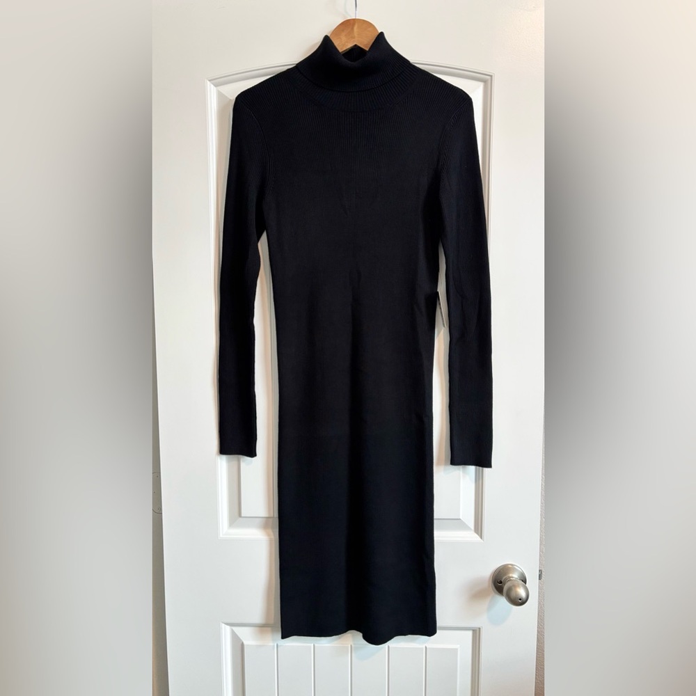 🖤 NEW 🖤 Express Black Long Sleeve Turtleneck Midi Dress - M
